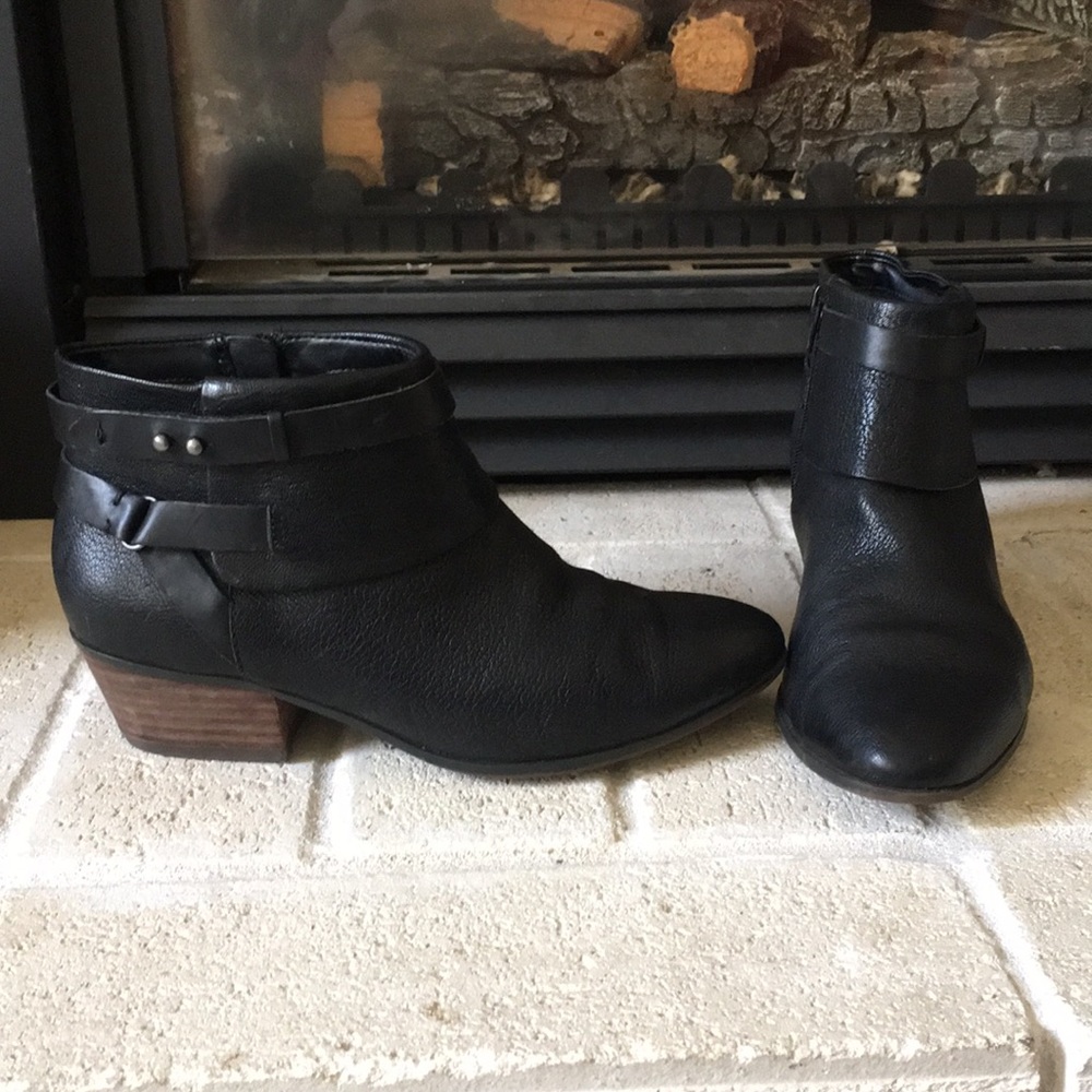 Black ankle booties